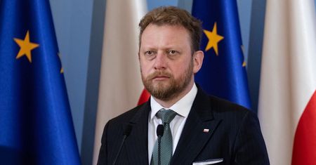 Wakacje 2020. Łukasz Szumowski zachęca do spędzenia rodzinnych urlopów w kraju