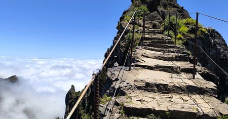 Pico do Arieiro na Maderze. Tu można poczuć się jak ponad światem