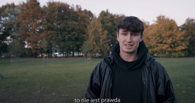 TYLKO NA PUDELKU: Ekspert od mowy ciała ocenia łzawy film Marcina Dubiela: "Nakręcony materiał jest CZYSTĄ MANIPULACJĄ"