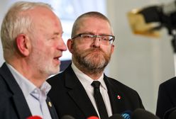 Patostreamer zwolniony z aresztu. Poręczył za niego Grzegorz Braun