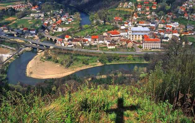 Bardo. Historia. Atrakcje. Co warto zwiedzić