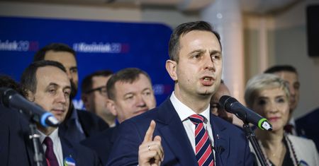 Obostrzenia. Ludowcy szykują pozew zbiorowy dla wszystkich pokrzywdzonych przedsiębiorców
