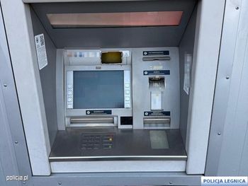 Usiłowali włamać się do bankomatu. Kuriozalne tłumaczenie pary