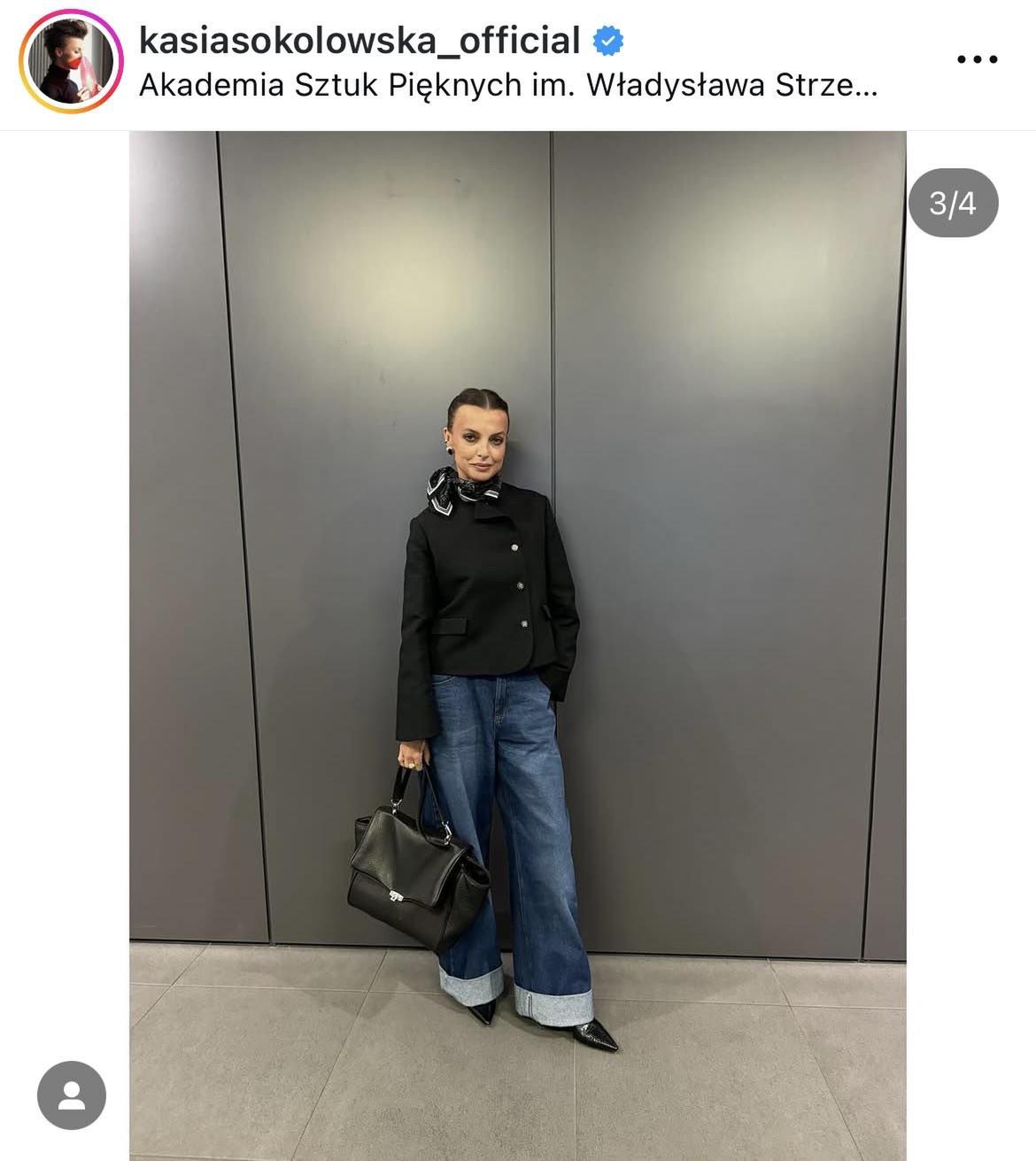 Katarzyna Sokołowska w szerokich jeansach 