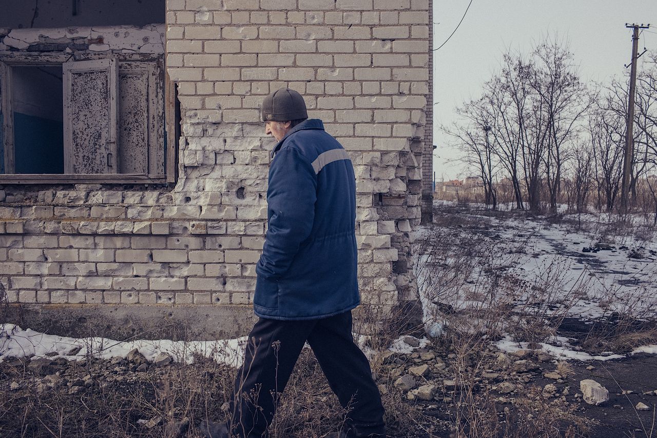 Wasyl, dzięki pilnowaniu porzuconych willi i pensjonatów, jakoś wiąże koniec z końcem 