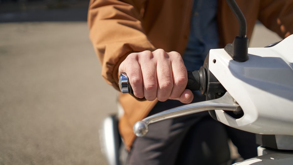 Jakimi motocyklami można jeździć mając prawo jazdy kat. B?