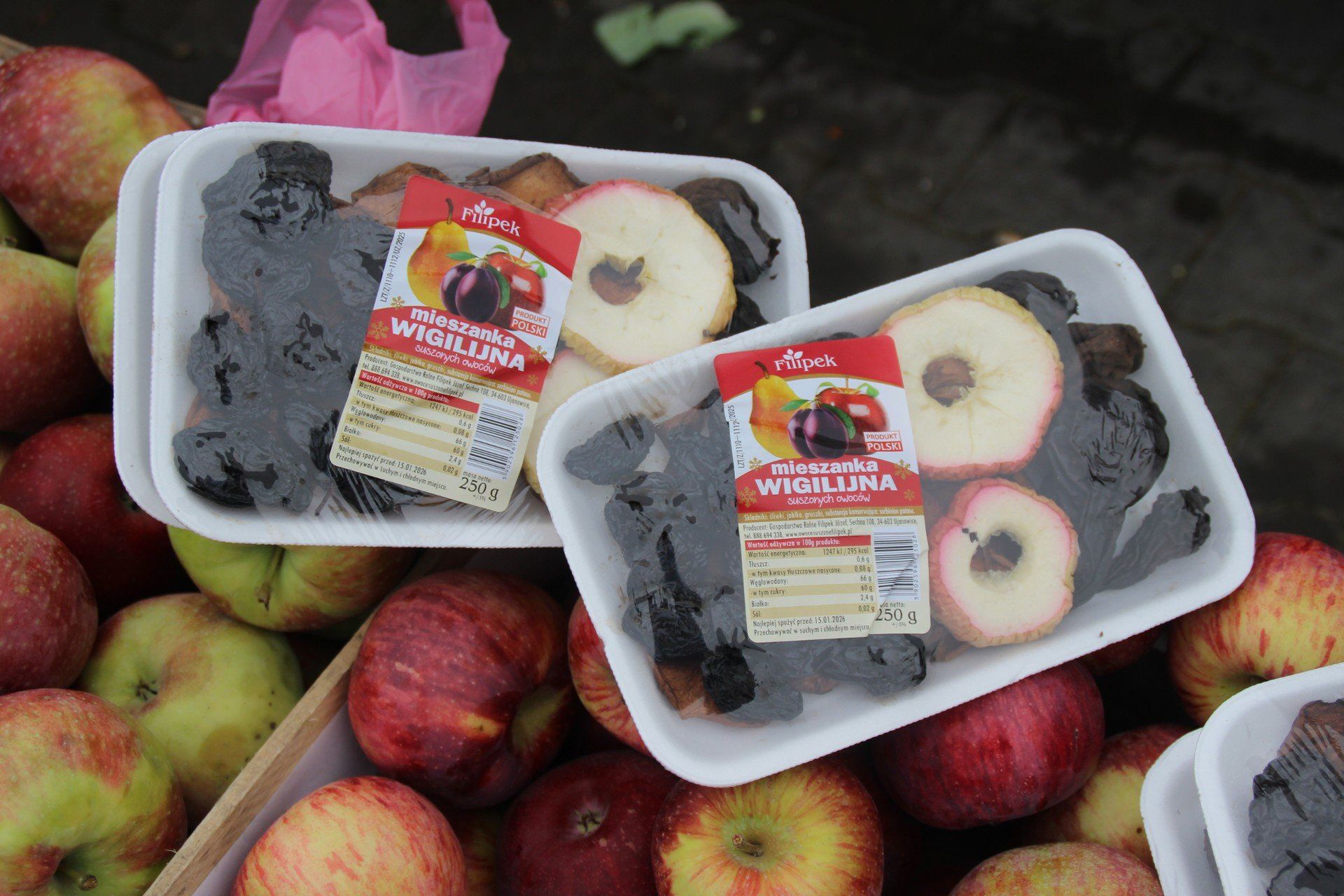 Ryneczek w Ładzicach