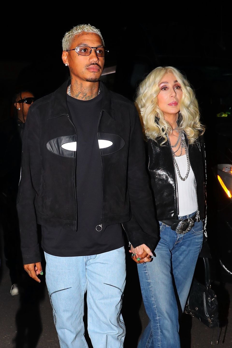  Cher i Alexander Edwards 