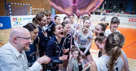 Trzy szybkie i jeden krok do półfinału