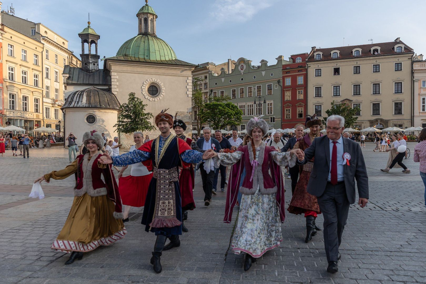 Wyjątkowy polonez na Rynku Głównym w Krakowie!
