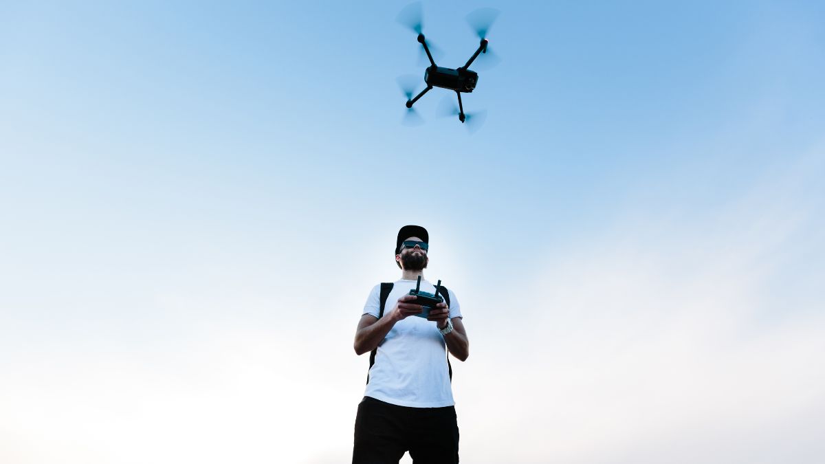 O czym pamiętać przed pierwszym lotem dronem?