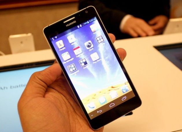 Huawei Ascend D2 smartfon