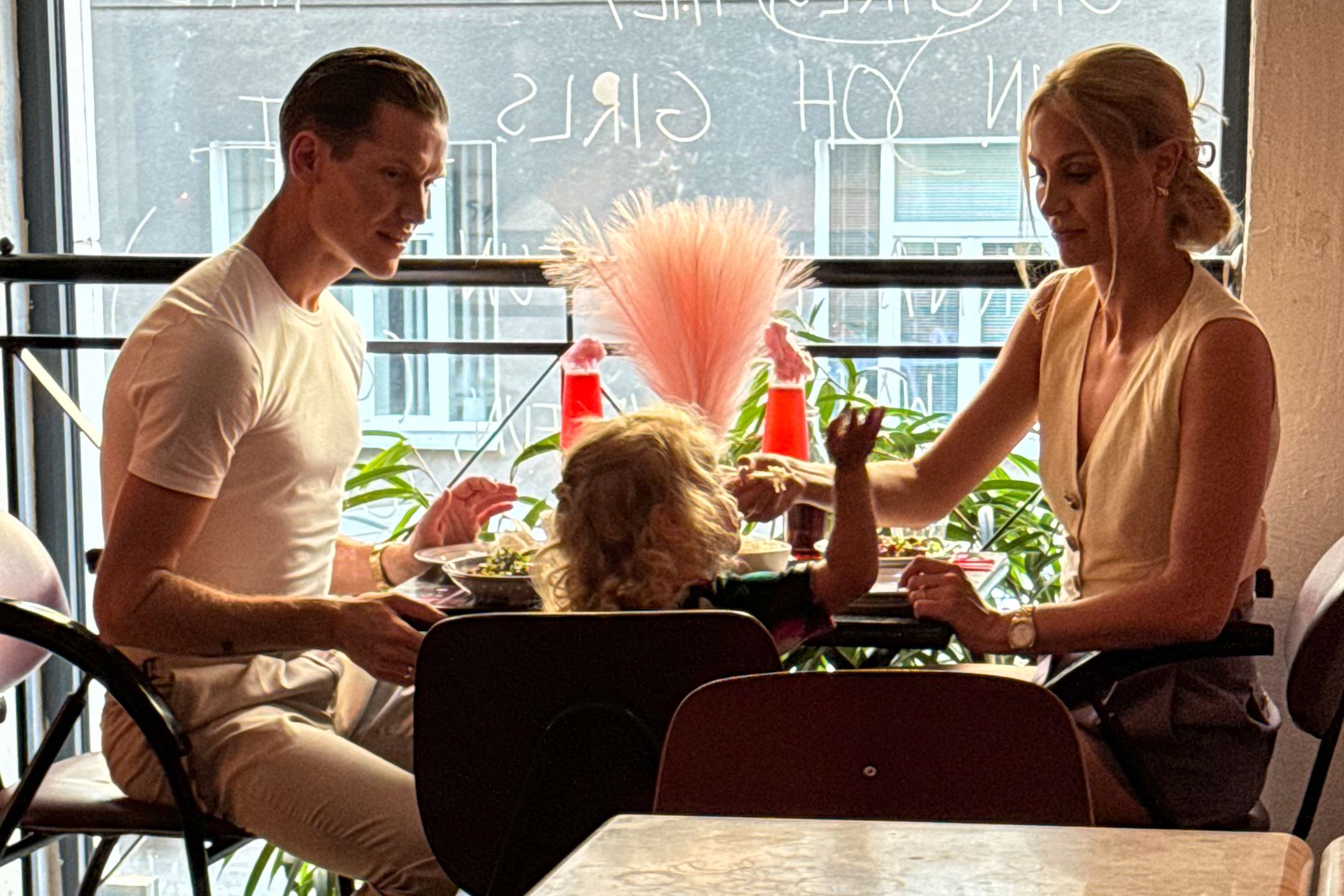 Hanna Żudziewicz i Jacek Jeschke wybrali się z córką