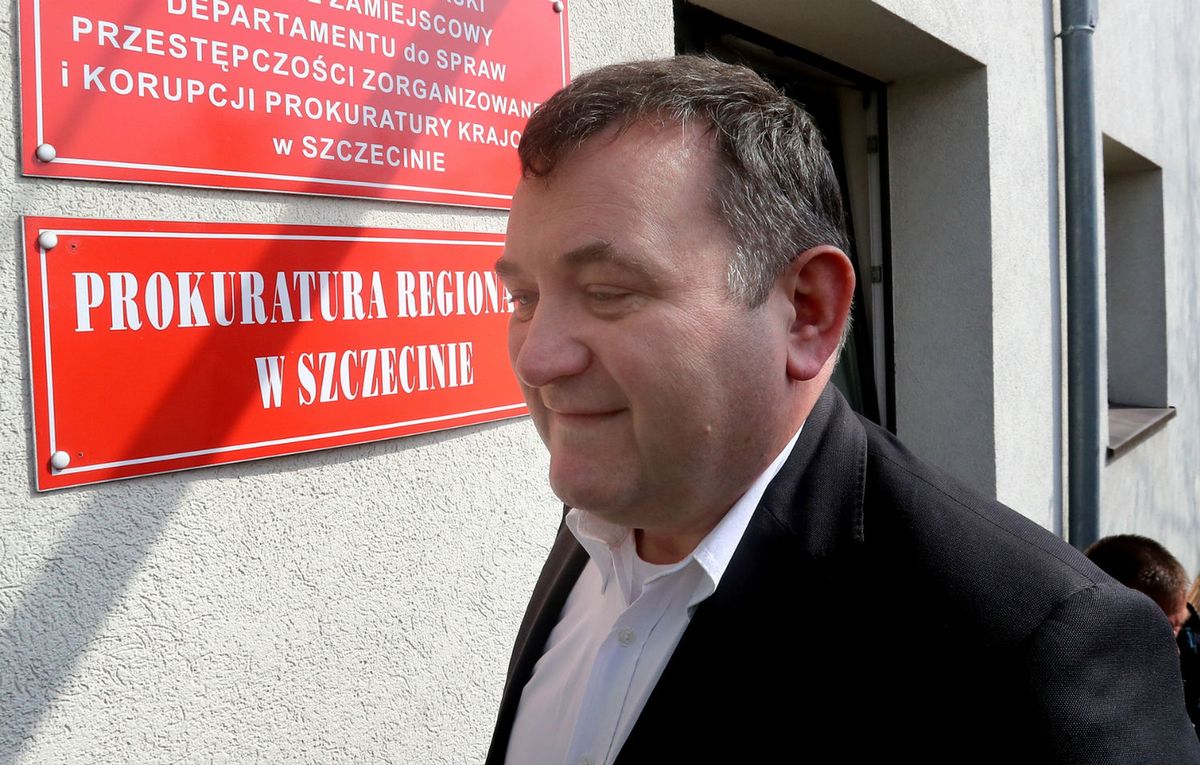 Gawłowski pozwie media publiczne za informację o prostytutkach w jego mieszkaniu
