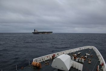 USA zajmują kolejny tankowiec. Są zdjęcia z operacji służb