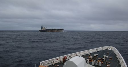 USA zajmują kolejny tankowiec. Są zdjęcia z operacji służb