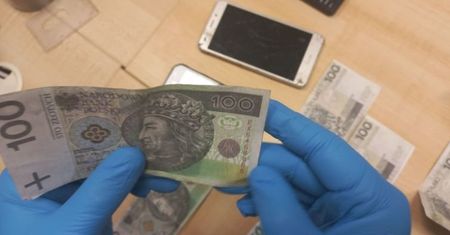Ekspedientka z wiejskiego sklepu nie dała się nabrać. Sami drukowali banknoty