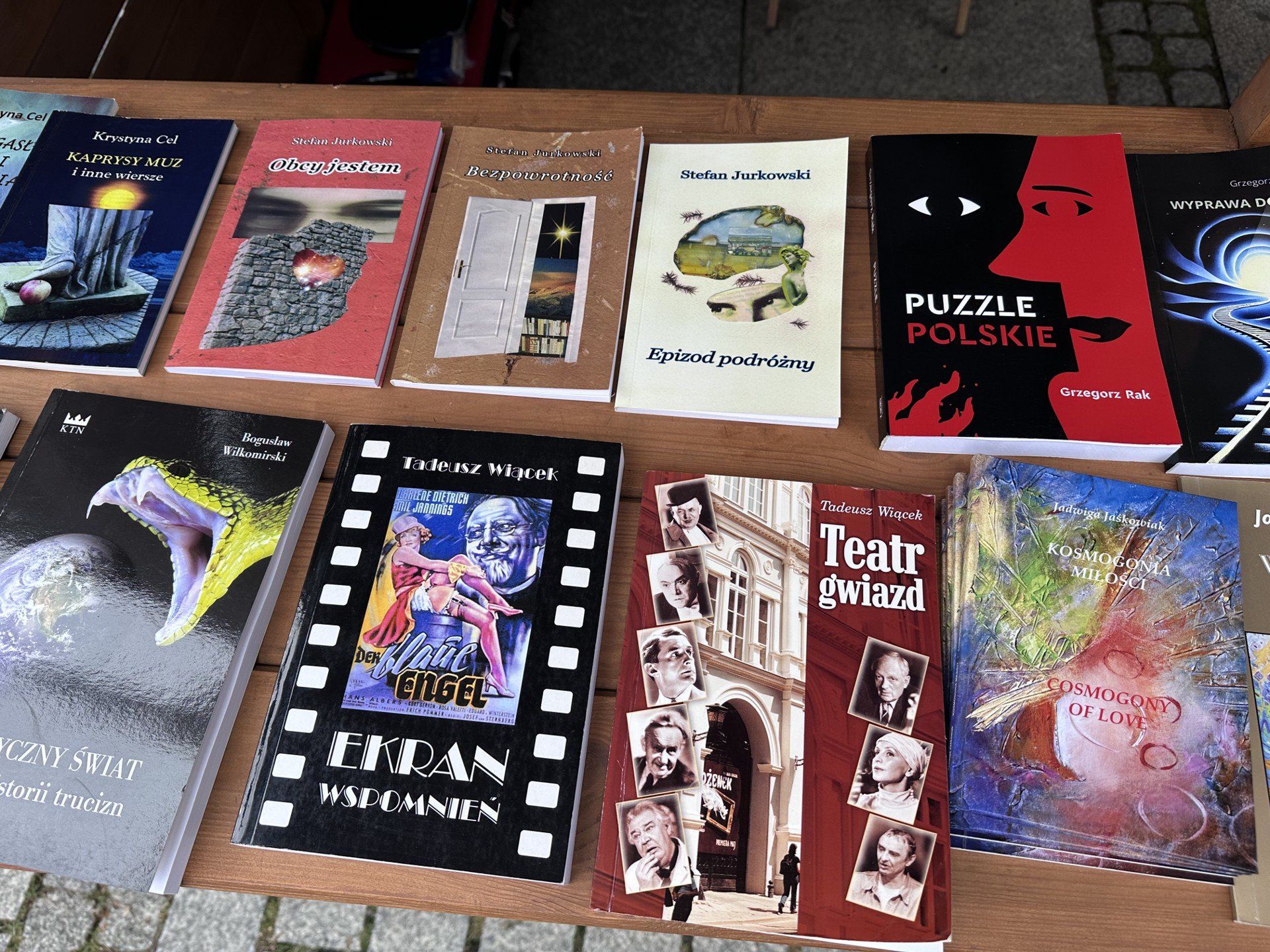 Kiermasz książki na ulicy Sienkiewicza w Kielcach. Potrwa do niedzieli, 7 września