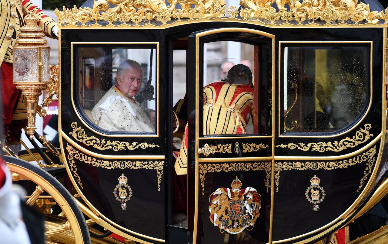 Czy król Wielkiej Brytanii płaci podatki? Rodzina królewska sama otrzymuje pokaźny zastrzyk z budżetu