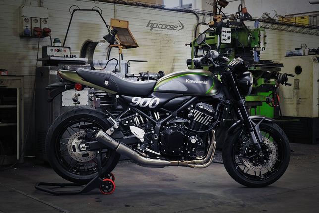 Kawasaki Z900RS z wydechem HP Corse