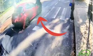 Potrącił 15-letnią pieszą. Oto, co nagrały kamery autobusu miejskiego