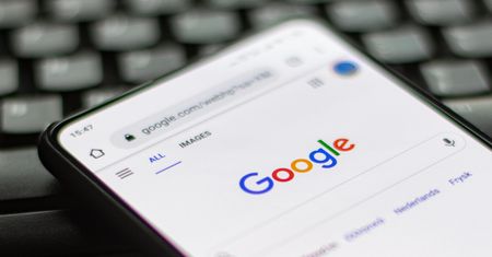 Google: lista najpopularniejszych fraz. Czego Polacy szukali w 2021 roku?