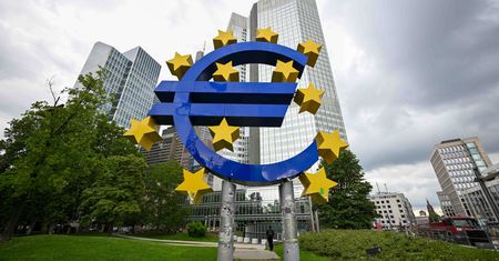 Przeszli na euro. Zaoszczędzili miliony. Uspokajają Bułgarów