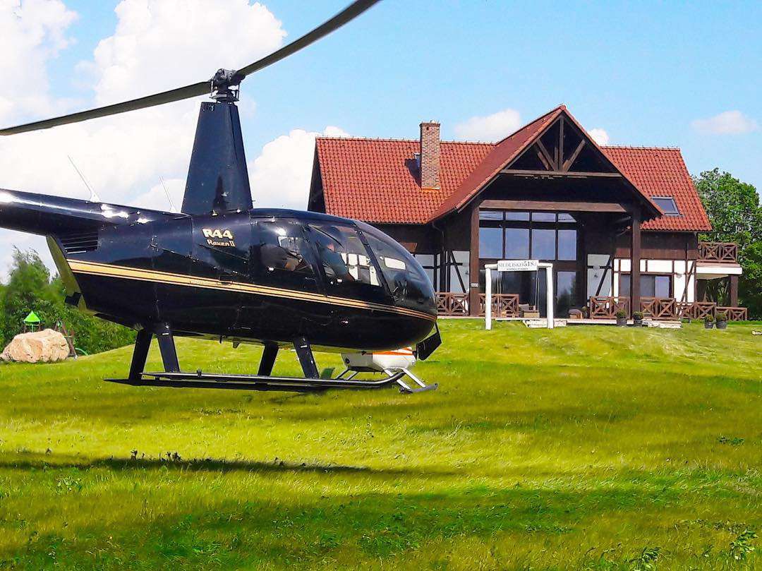 Helikopter i willa Rozenek