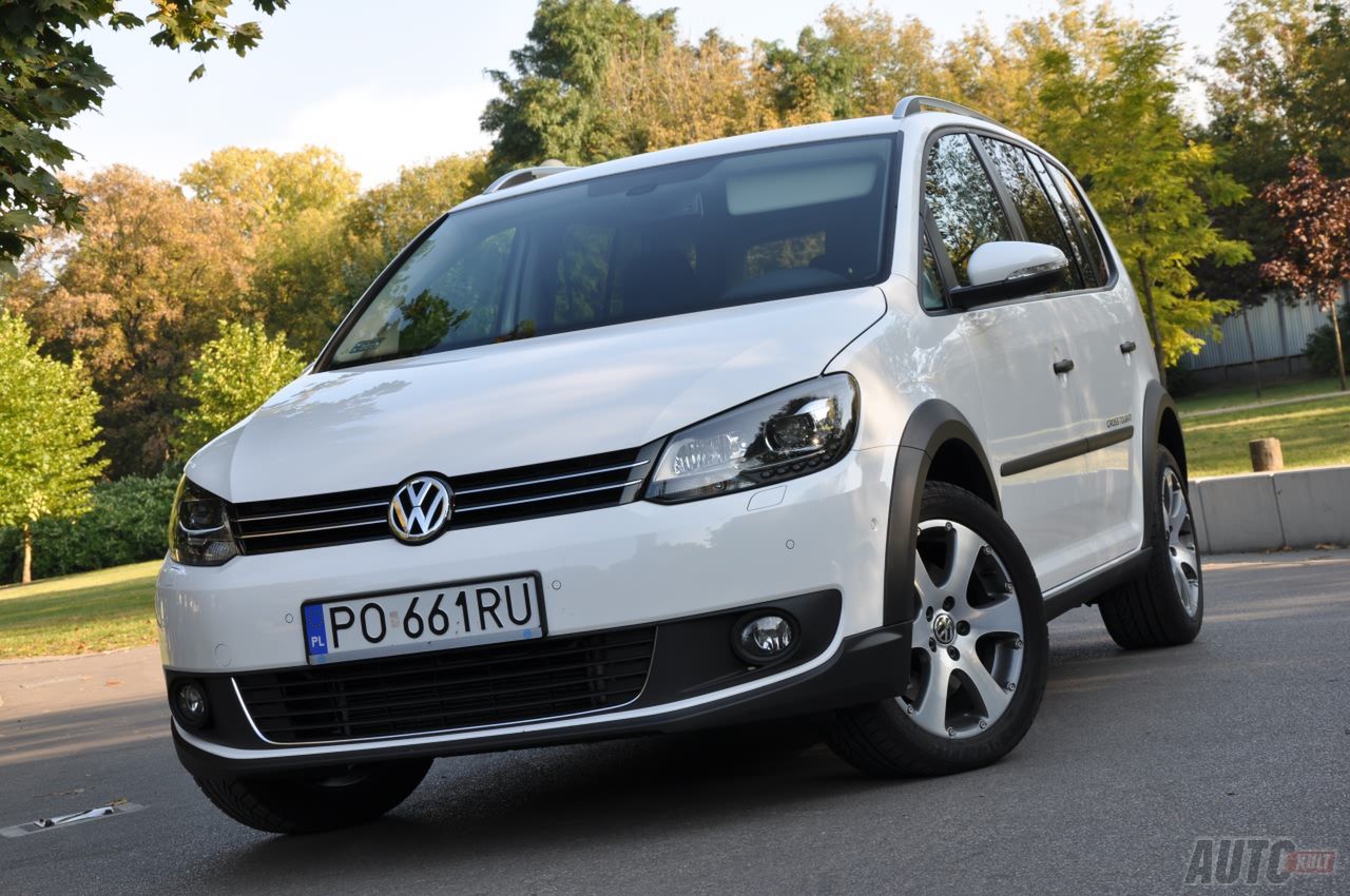 VW Cross Touran