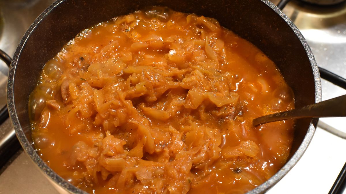 Jak odgrzewać bigos?