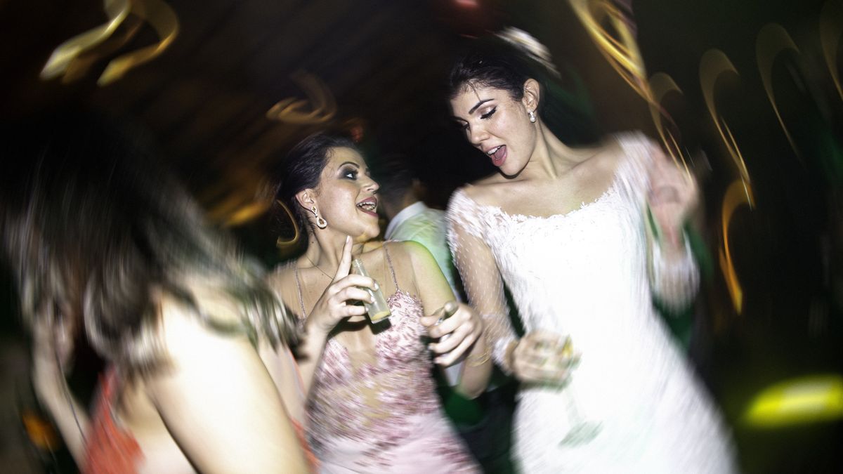 Ile kosztuje organizacja wesela? Sam wynajem sali to dziś ogromny koszt. Zdjęcie ilustracyjne