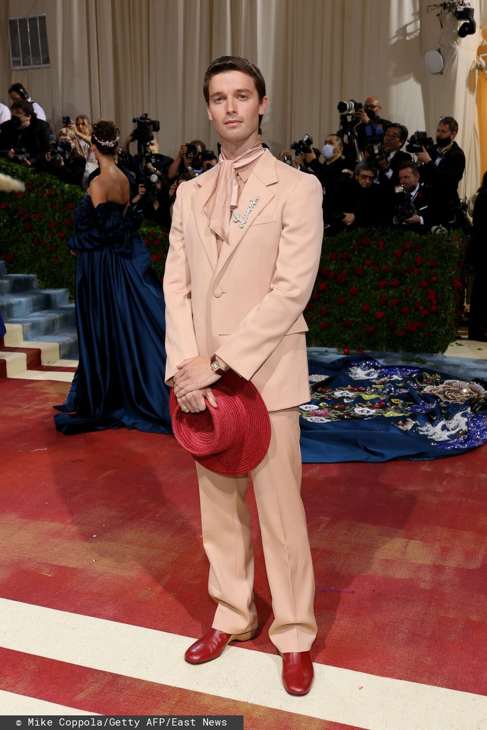 Patrick Schwarzenegger – MET Gala 2022, kreacja: Lanvin
