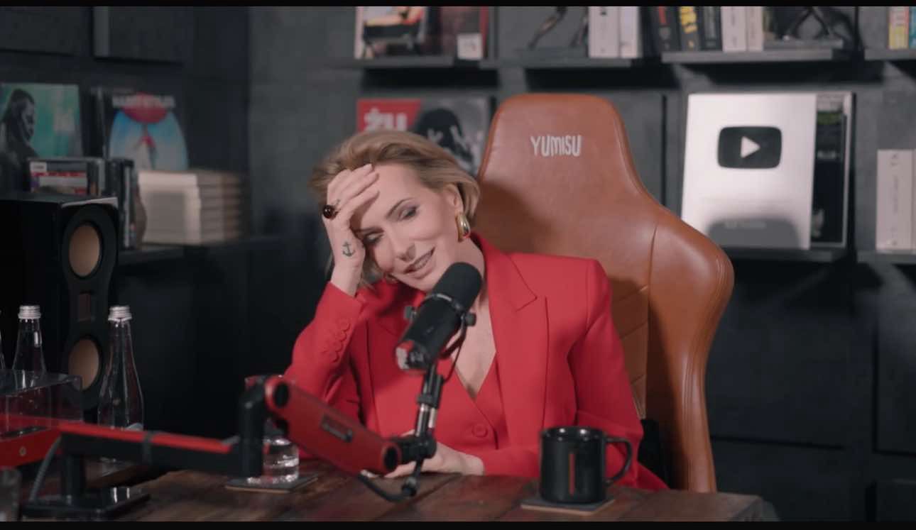 Paulina Smaszcz u Żurnalisty