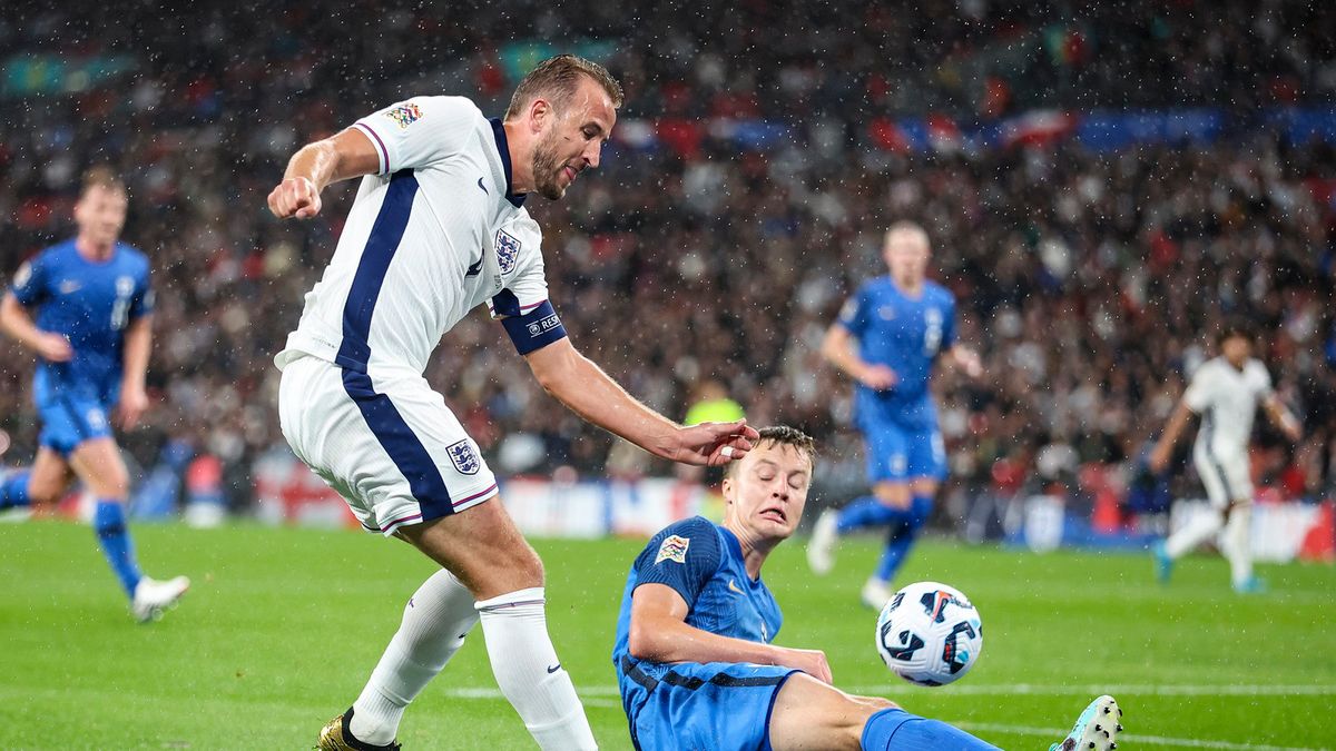 Getty Images / Robin Jones / Na zdjęciu: Harry Kane i Robert Ivanov