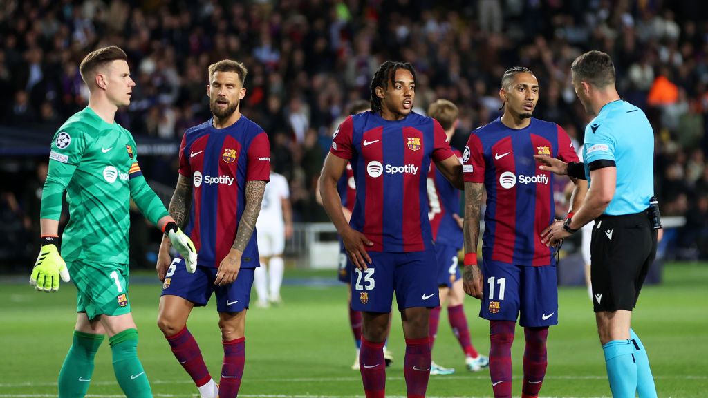 Zdjęcie okładkowe artykułu: Getty Images / Clive Brunskill / Na zdjęciu: piłkarze FC Barcelony