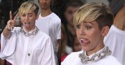 Miley Cyrus "poszukuje swojej kobiecości"! (ZDJĘCIA)