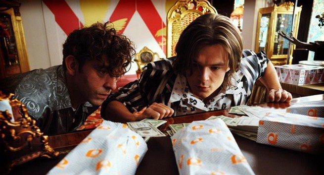 Dawid Ogrodnik, Piotr Głowacki, Joanna Kulig i Aleksandra Hamkało w filmie "Disco polo"