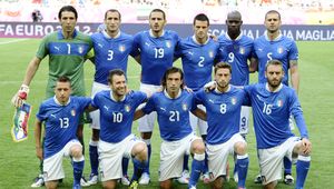 Mała rewolucja w kadrze Włoch, z Anglią zagrała połowa uczestników finału Euro 2012