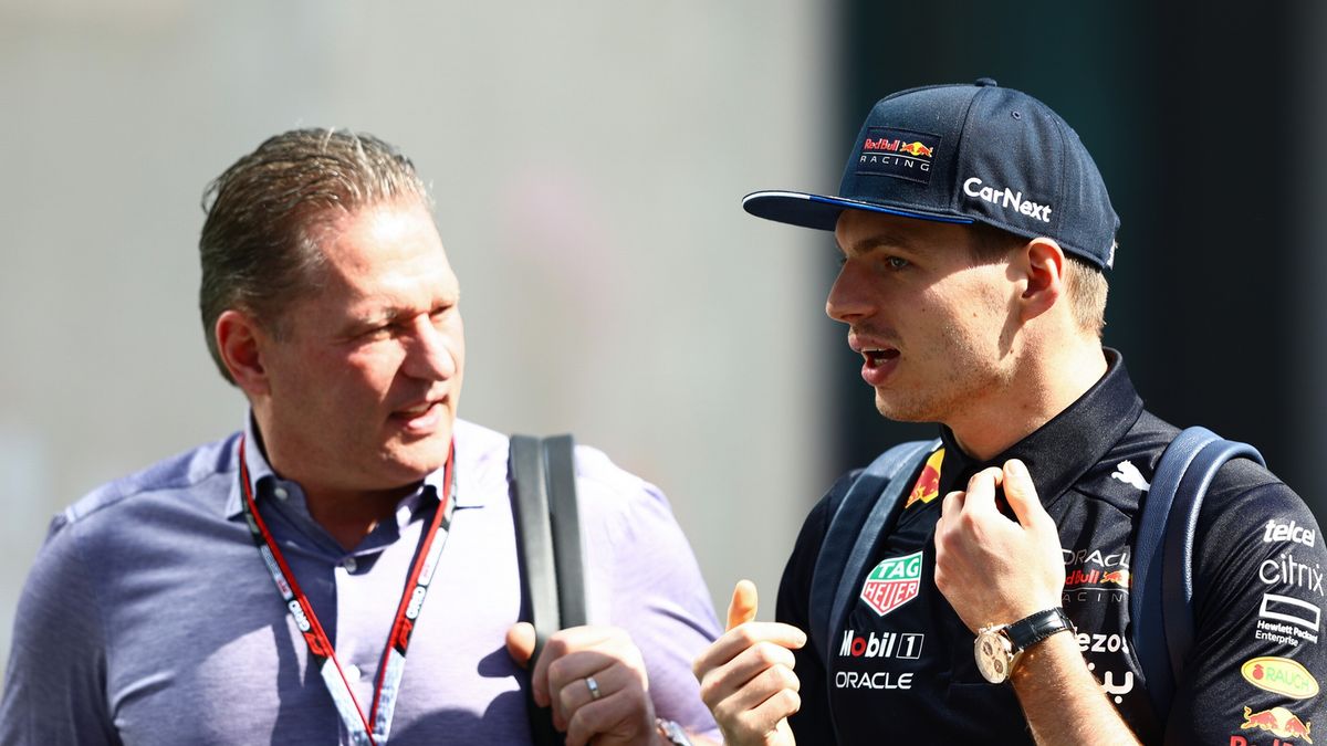 Materiały prasowe / Red Bull / Na zdjęciu: Jos Verstappen (po lewej) i Max Verstappen