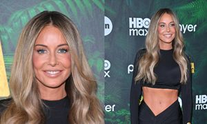 Opalona Małgorzata Rozenek promuje nowy sezon "Królowej przetrwania" umięśnionym brzuchem (ZDJĘCIA)