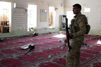 Wojna w Iraku. 24 ofiary ataków na konwój wojskowy i więzienia