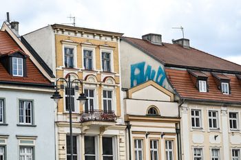 Koncerty DJ-ów z balkonu w Bydgoszczy. Promocja miasta czy przeszkoda dla mieszkańców?