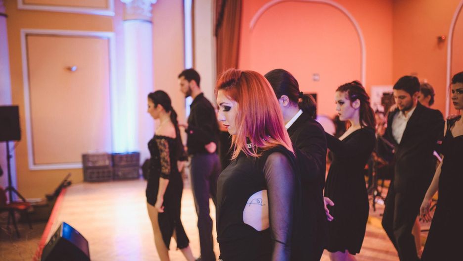 Ceny studniówek przyprawiają o zawrót głowy