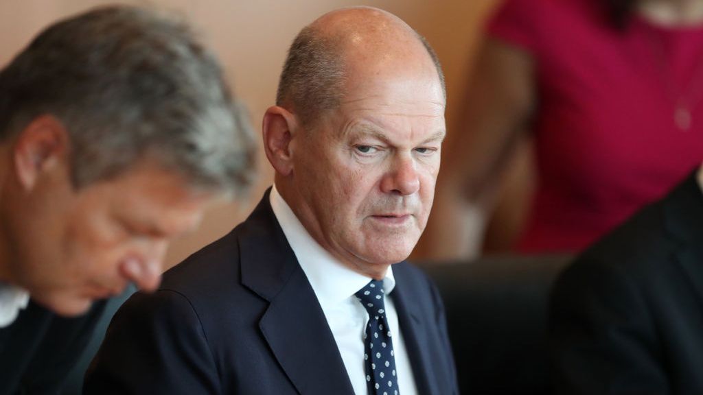 Weekly Federal Government Cabinet Meeting
BERLIN, GERMANY - SEPTEMBER 04: German Chancellor Olaf Scholz attends the weekly German federal government cabinet meeting on September 04, 2024 in Berlin, Germany. The government coalition took a blow last Sunday with a poor performance by all three parties in state elections in Saxony and Thuringia. (Photo by Maryam Majd/Getty Images)
Maryam Majd