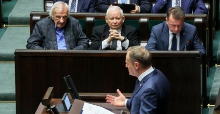 Przedterminowe wybory? Stawka jest zbyt wysoka [OPINIA]
