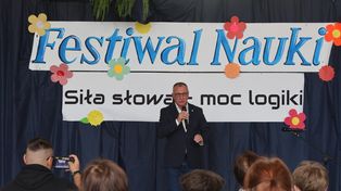 Za nami Festiwal Nauki w Zespole Szkół Elektronicznych w Jeleniej Górze i dyktando o pióro prezydenta