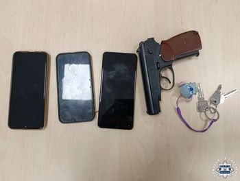 Opatów: Pałka bejsbolowa, pistolet gazowy i pościg