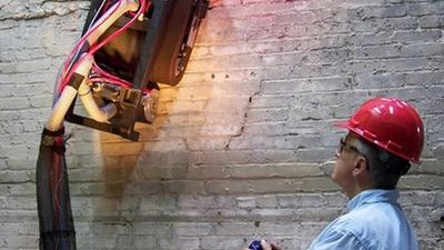 Robot kochający wspinaczki firmy ICM 1