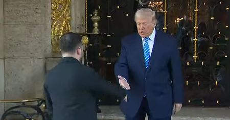 Zełenski powitany. Tak zachował się Trump