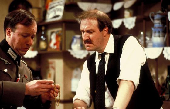 Więcej seriali komediowych w BBC First